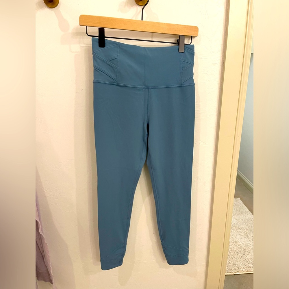Athleta teal leggings, great condition